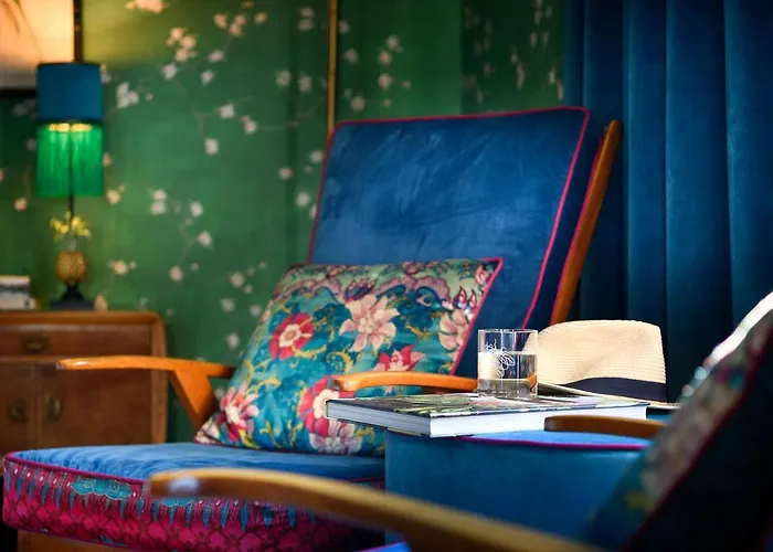 Velona'S Jungle Luxury Suites